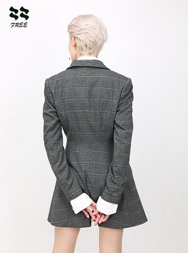 Women's Recycled Twill Tailored Blazer Back.jpg Women's Recycled Twill Tailored Blazer Back.jpg